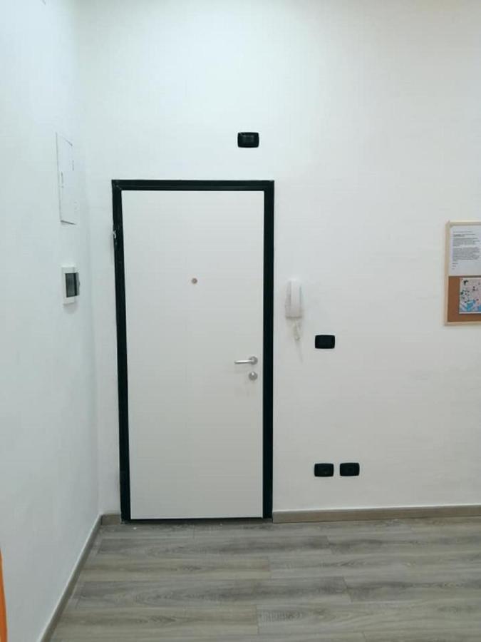 Appartamento Nuovo A 1 Minuto Dal Porto Livorno Ngoại thất bức ảnh